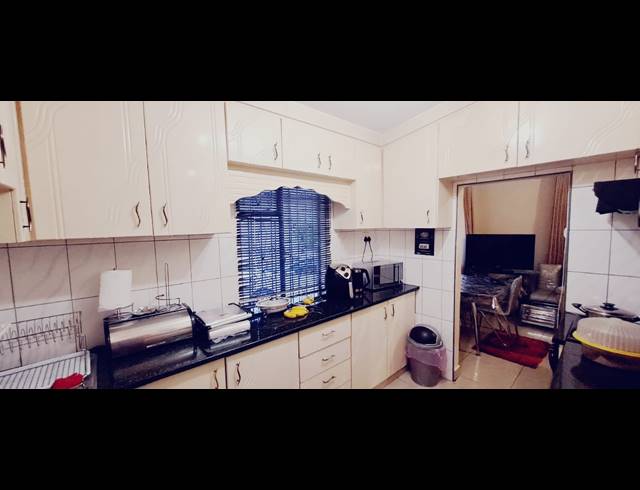 3 BEDROOM FREESTANDING FOR SALE IN NEWHOLME